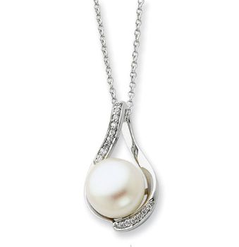 Picture of Silver Pearl Pendant, Forever Embrace