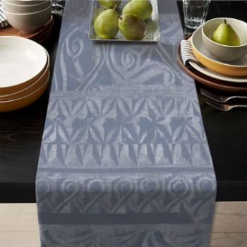 Picture of Table runner