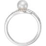 Picture of 14K Gold Freshwater Cultured Pearl & 1/8 CTW Diamond Ring