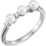 Picture of 14K Gold Freshwater Cultured Pearl & .06 CTW Diamond Ring