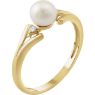 Picture of 14K Gold Freshwater Cultured Pearl & .03 CTW Diamond Ring