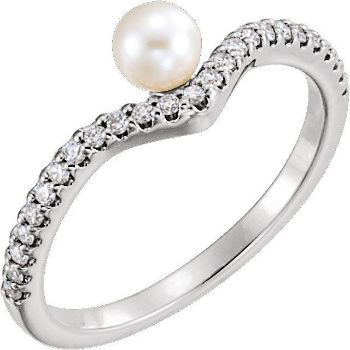 Picture of 14K Gold Freshwater Cultured Pearl & 1/5 CTW Diamond Asymmetrical Ring