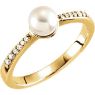 Picture of 14K Gold Freshwater Cultured Pearl & .07 CTW Diamond Ring